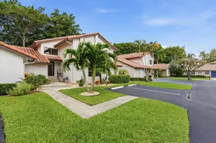660 Deer Creek Edgewater Dr, Deerfield Beach, FL 33442 - Photo 3