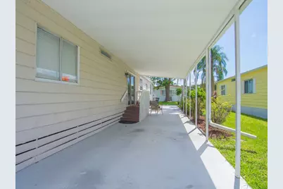78 W Caribbean, Port Saint Lucie, FL 34952 - Photo 3