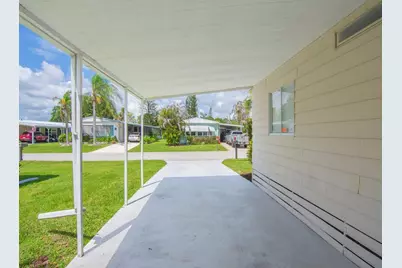 78 W Caribbean, Port Saint Lucie, FL 34952 - Photo 5