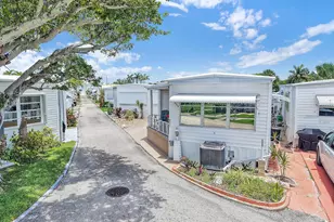 211 Palm Dr, Briny Breezes, FL 33435 - Photo 3