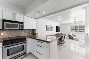 250 S Ocean Blvd, Delray Beach, FL 33483 - Photo 11