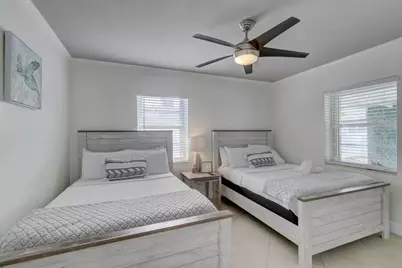 2740 NE 30th Place #1-2, Fort Lauderdale, FL 33306 - Photo 13