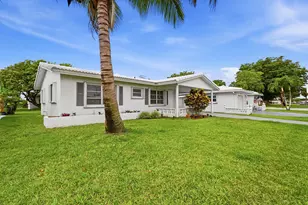 8410 NW 59th Pl, Tamarac, FL 33321 - Photo 3