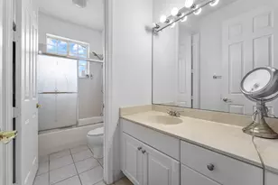 140 Bellezza Terrace, Royal Palm Beach, FL 33411 - Photo 31