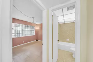 3070 NW 48th Terrace, Lauderdale Lakes, FL 33313 - Photo 19