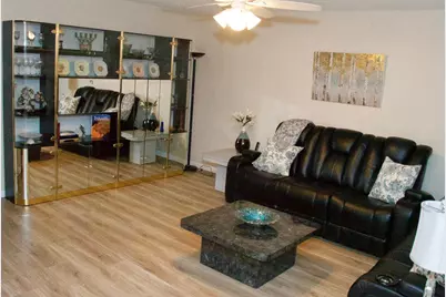 133 Flanders C, Delray Beach, FL 33484 - Photo 3