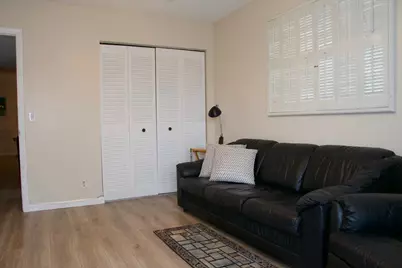 133 Flanders C, Delray Beach, FL 33484 - Photo 11