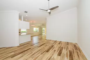 10653 SW Hartwick Dr, Port Saint Lucie, FL 34987 - Photo 19