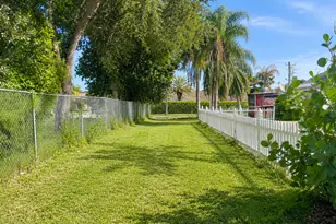 2411 SE Morningside Blvd, Port Saint Lucie, FL 34952 - Photo 17