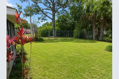 2411 SE Morningside Boulevard, Port Saint Lucie, FL 34952 - Photo 15