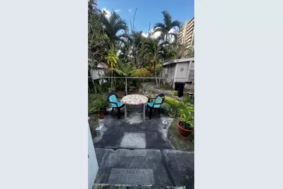717 NE 5th Avenue #2, Fort Lauderdale, FL 33304 - Photo 3