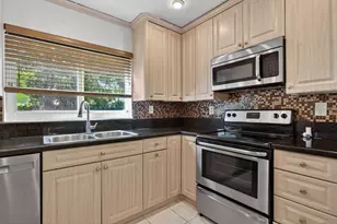 9812 NW 2nd Ct, Plantation, FL 33324 - Photo 9