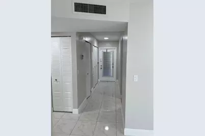 24 Abbey Lane #204, Delray Beach, FL 33446 - Photo 5