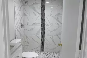 24 Abbey Ln, Delray Beach, FL 33446 - Photo 9