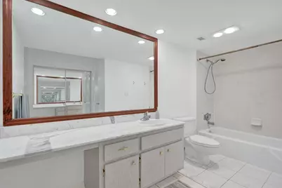 405 N Ocean Boulevard #305, Pompano Beach, FL 33062 - Photo 17