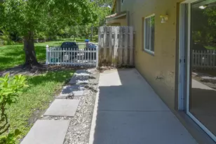 2257 SW Marshfield Ct, Port Saint Lucie, FL 34953 - Photo 25