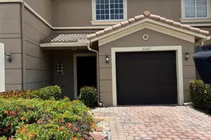 2257 SW Marshfield Ct, Port Saint Lucie, FL 34953 - Photo 1