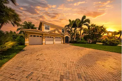 1681 Lakefield North Court, Wellington, FL 33414 - Photo 11