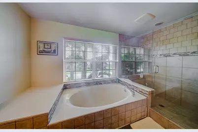 1681 Lakefield North Court, Wellington, FL 33414 - Photo 33