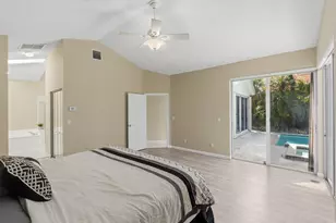 1500 Lacosta Dr W, Pembroke Pines, FL 33027 - Photo 21