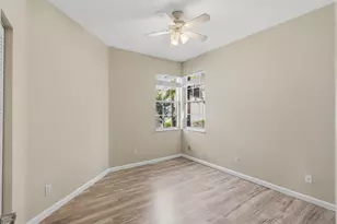 1500 Lacosta Dr W, Pembroke Pines, FL 33027 - Photo 33
