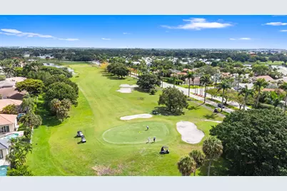 1500 Lacosta Drive W, Pembroke Pines, FL 33027 - Photo 43