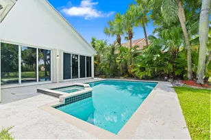 1500 Lacosta Dr W, Pembroke Pines, FL 33027 - Photo 35