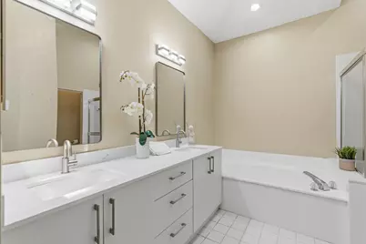 1500 Lacosta Drive W, Pembroke Pines, FL 33027 - Photo 23