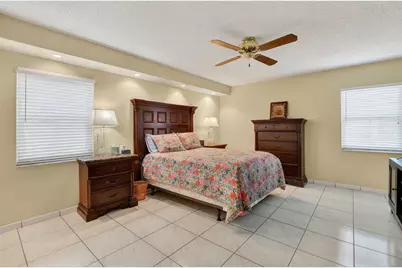 10953 Lake Front Place, Boca Raton, FL 33498 - Photo 15