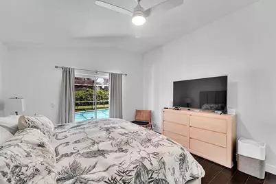945 Sunflower Avenue, Delray Beach, FL 33445 - Photo 13
