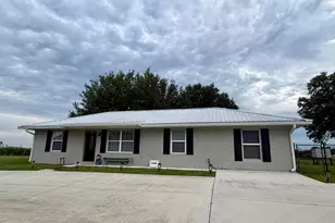 7823 SW 9th St, Okeechobee, FL 34974 - Photo 1