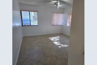 170 SE 7th Street SE #301, Deerfield Beach, FL 33441 - Photo 27