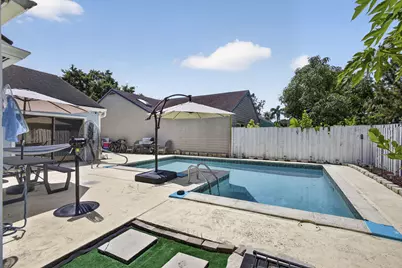 537 Goldenwood Way, Wellington, FL 33414 - Photo 43