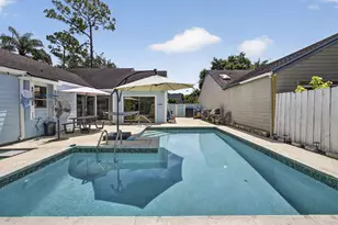 537 Goldenwood Way, Wellington, FL 33414 - Photo 43