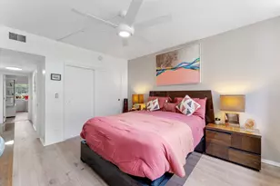 3900 Oaks Clubhouse Dr, Pompano Beach, FL 33069 - Photo 19