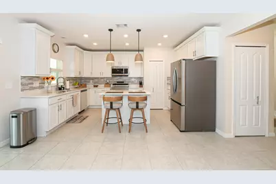 1033 SW General Patton Terrace, Port Saint Lucie, FL 34953 - Photo 17
