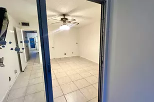 2026 Oakridge D, Deerfield Beach, FL 33442 - Photo 35