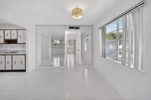 265 Burgundy, Delray Beach, FL 33484 - Photo 13