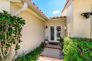 19919 Dean Dr, Boca Raton, FL 33434 - Photo 9