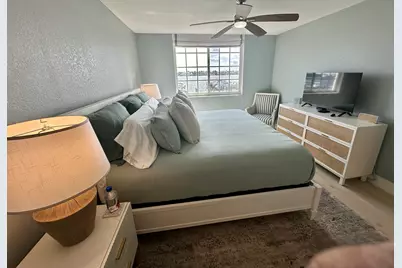 167 Yacht Club Way #204, Hypoluxo, FL 33462 - Photo 13