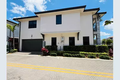 8288 NW 44th Terrace, Doral, FL 33166 - Photo 5