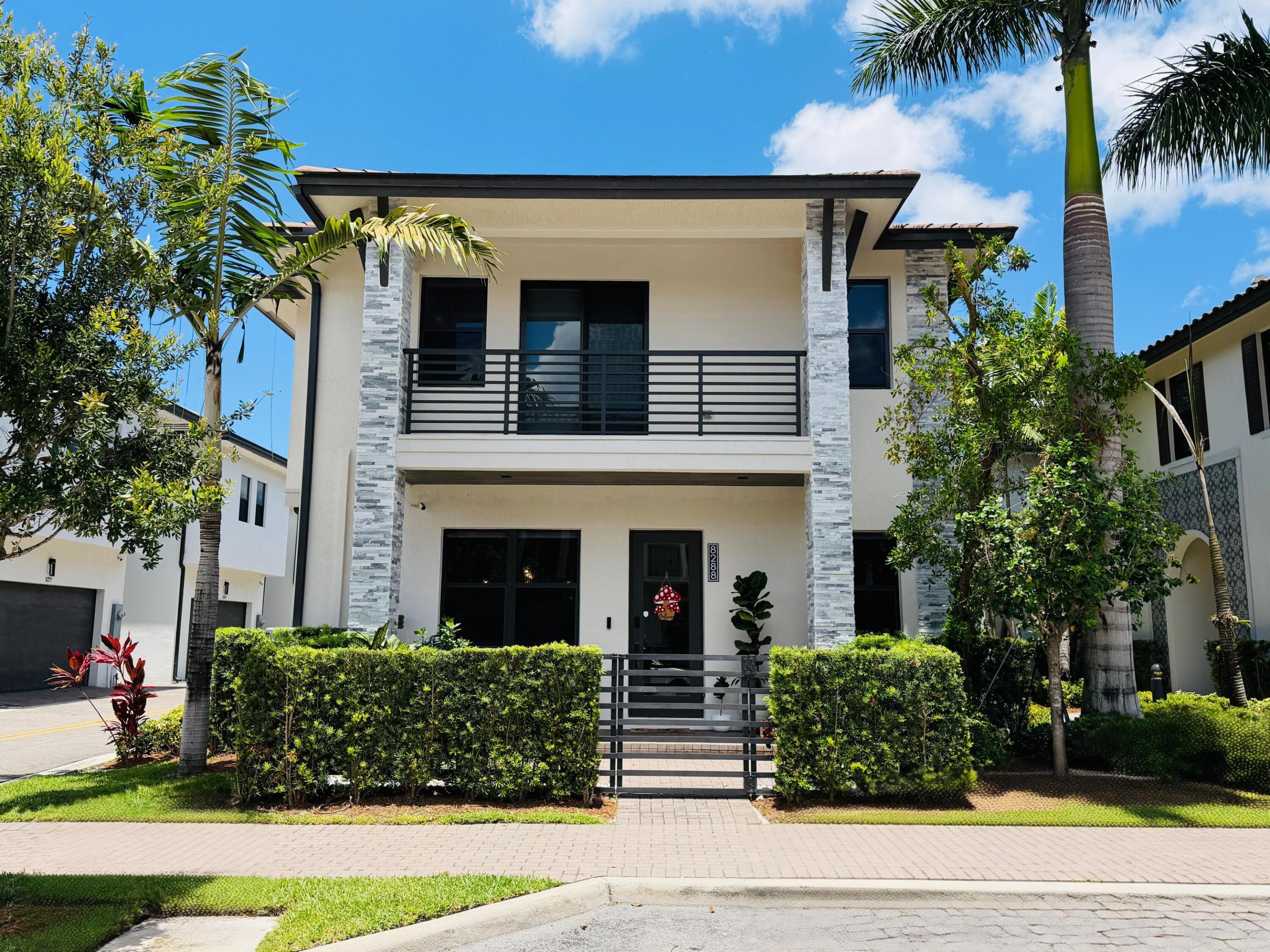 8288 NW 44th Terrace - 8288 NW 44th Terrace, Doral, FL 33166 Luxury Property | Jose Angel Pina