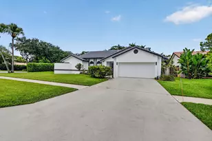 19700 Sedgefield Terrace, Boca Raton, FL 33498 - Photo 3