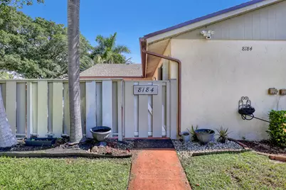 8184 Ambach Way, Hypoluxo, FL 33462 - Photo 5