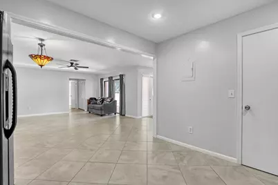 8184 Ambach Way, Hypoluxo, FL 33462 - Photo 19