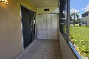 211 E Saxony Ln, Delray Beach, FL 33446 - Photo 15