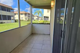 211 E Saxony Ln, Delray Beach, FL 33446 - Photo 13