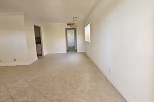211 E Saxony Ln, Delray Beach, FL 33446 - Photo 3