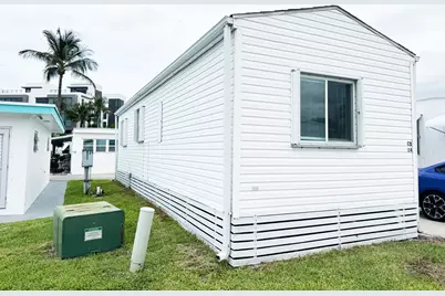14 Bamboo Drive #Cd, Briny Breezes, FL 33435 - Photo 3