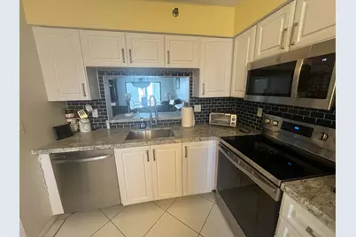 7310 Ashford Place #401, Delray Beach, FL 33446 - Photo 7